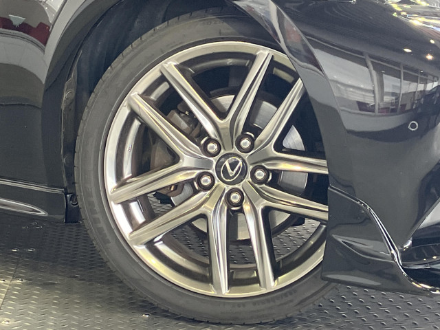 レクサス IS 300h Fスポーツの中古車