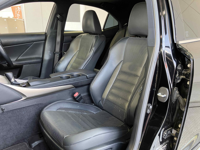レクサス IS 300h Fスポーツの中古車