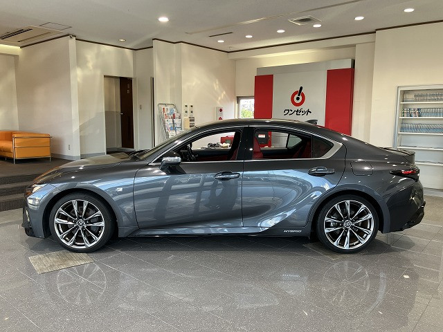 レクサス IS 300h Fスポーツの中古車
