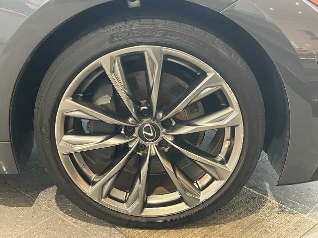 レクサス IS 300h Fスポーツの中古車