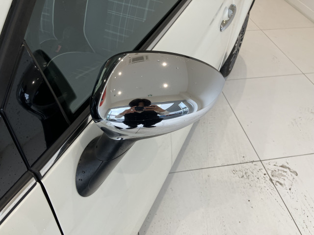 フィアット 500C ツインエアー ラウンジの中古車
