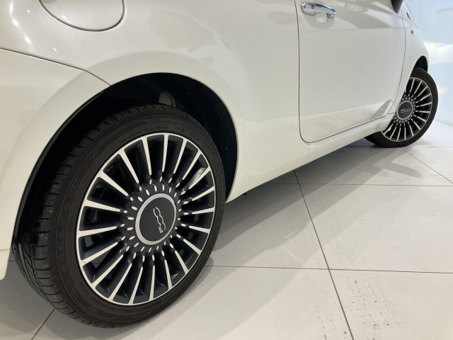 フィアット 500C ツインエアー ラウンジの中古車