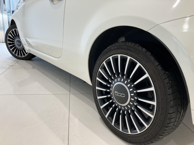 フィアット 500C ツインエアー ラウンジの中古車