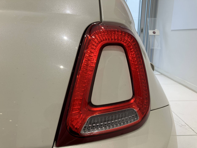 フィアット 500C ツインエアー ラウンジの中古車