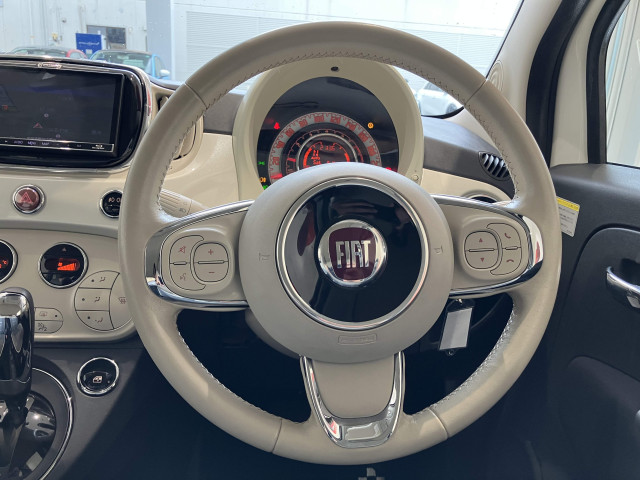 フィアット 500C ツインエアー ラウンジの中古車