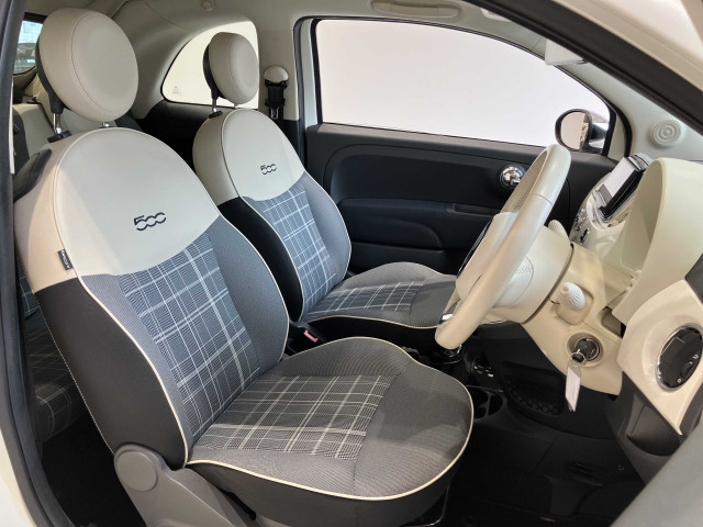 フィアット 500C ツインエアー ラウンジの中古車