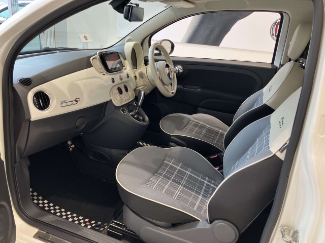フィアット 500C ツインエアー ラウンジの中古車