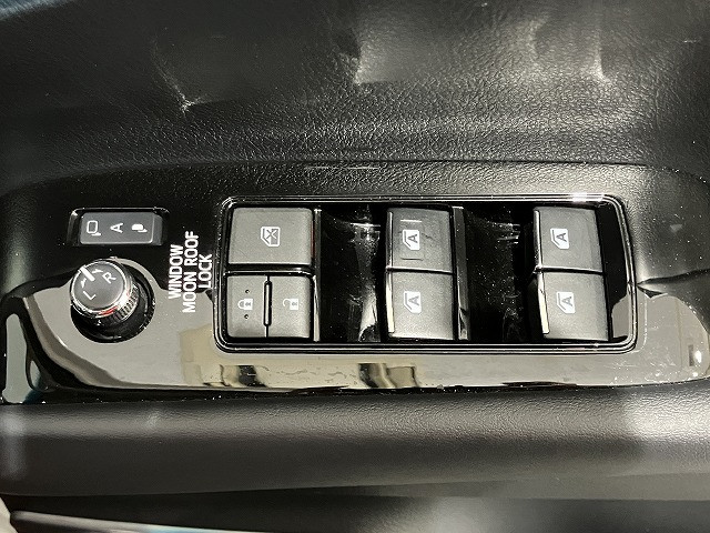トヨタ アルファード ハイブリッド 2.5 SR Cパッケージ E-Four 4WDの中古車