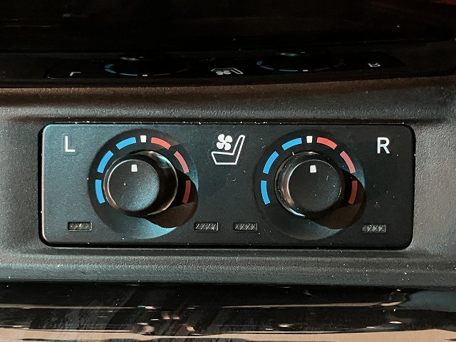 トヨタ アルファード ハイブリッド 2.5 SR Cパッケージ E-Four 4WDの中古車