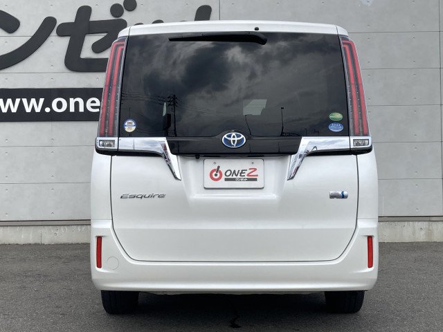 トヨタ エスクァイア 1.8 ハイブリッド Giの中古車