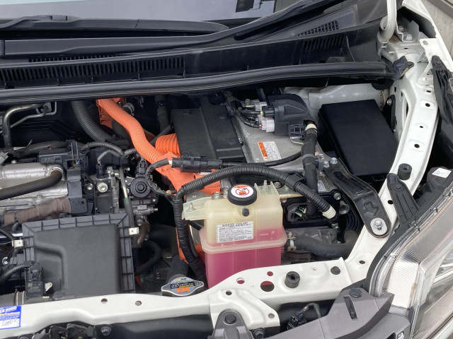 トヨタ エスクァイア 1.8 ハイブリッド Giの中古車
