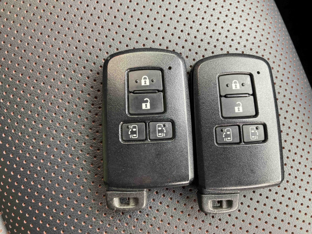 トヨタ エスクァイア 1.8 ハイブリッド Giの中古車