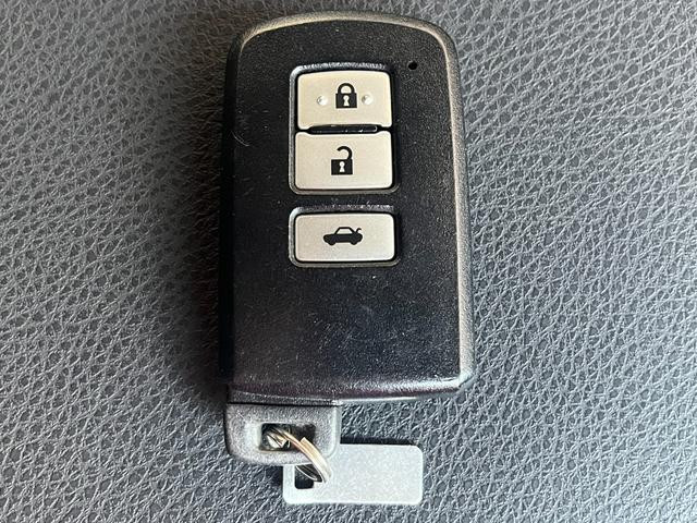 トヨタ クラウンアスリートハイブリッド ハイブリッド 2.5 Gの中古車