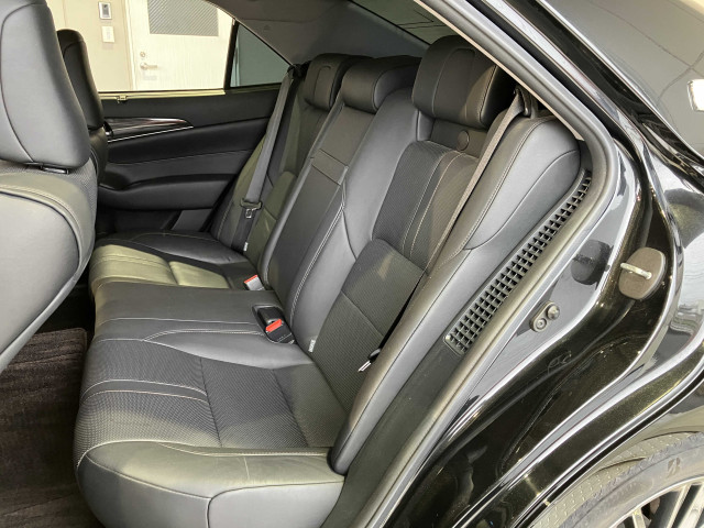トヨタ クラウンアスリートハイブリッド ハイブリッド 2.5 Gの中古車