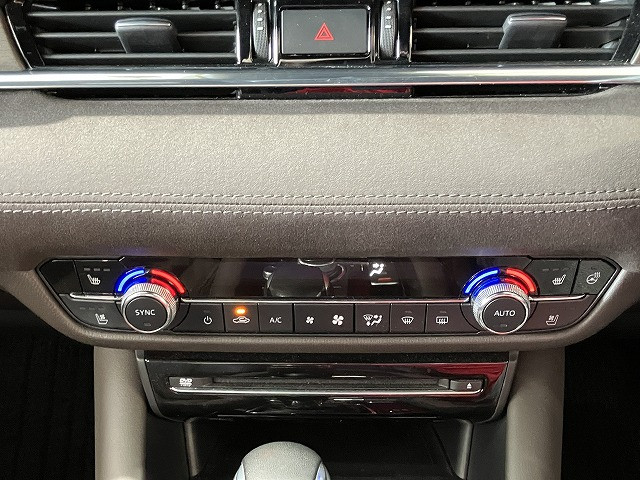 マツダ アテンザワゴン 2.2 XD Lパッケージ ディーゼルターボの中古車