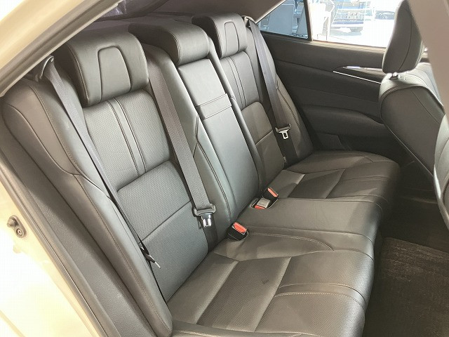 トヨタ クラウンアスリート 3.5 Gの中古車