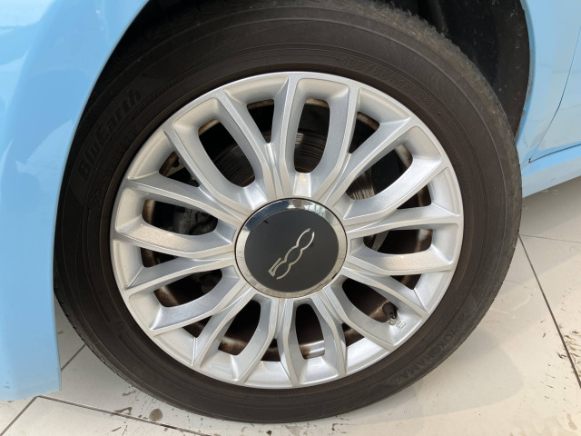 フィアット 500C チエーロブルの中古車