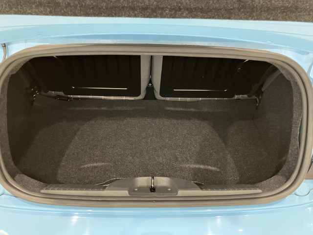 フィアット 500C チエーロブルの中古車
