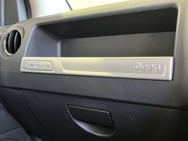 ジープ コンパス ノース 4WDの中古車