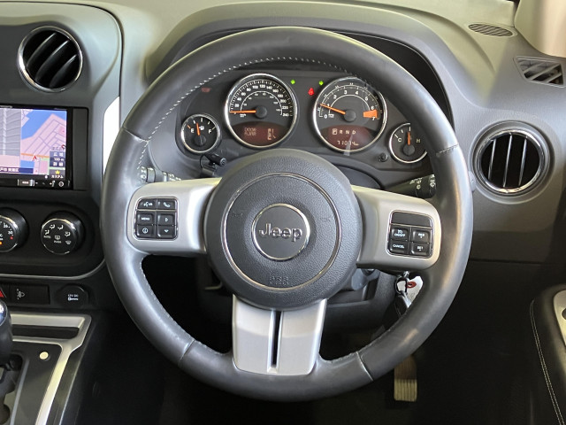 ジープ コンパス ノース 4WDの中古車