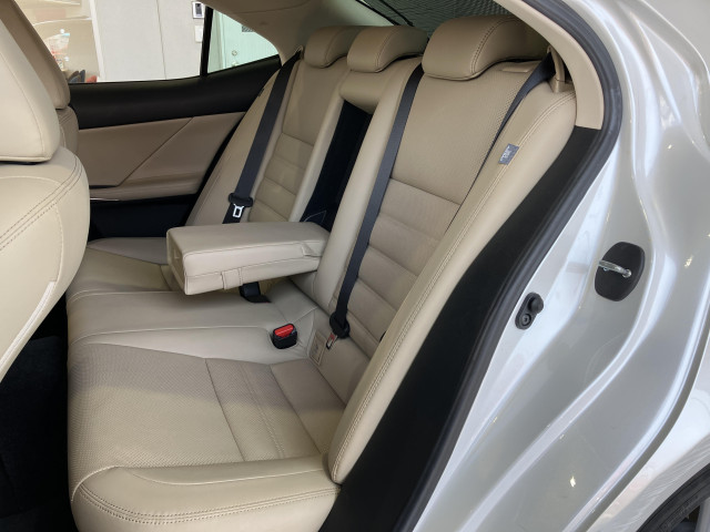 レクサス IS 300 バージョンLの中古車