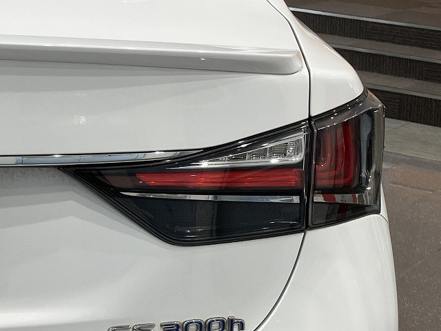 レクサス GS 300h Fスポーツの中古車