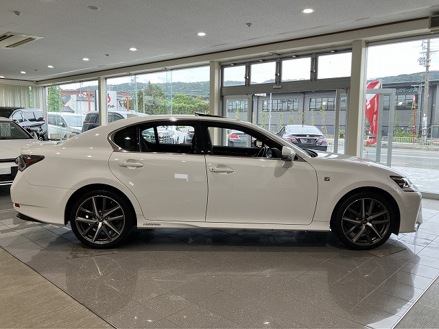 レクサス GS 300h Fスポーツの中古車