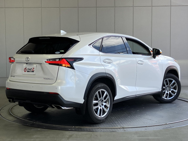 レクサス NX 200t Iパッケージ 4WDの中古車