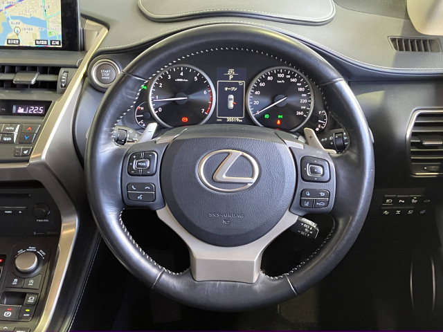 レクサス NX 200t Iパッケージ 4WDの中古車