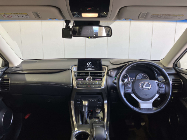 レクサス NX 200t Iパッケージ 4WDの中古車