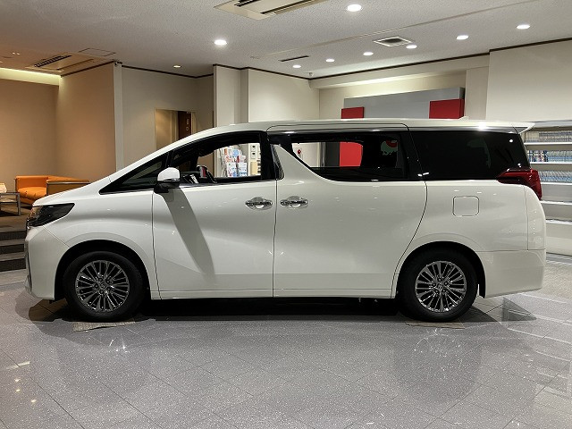 トヨタ アルファード 3.5 エグゼクティブ ラウンジの中古車