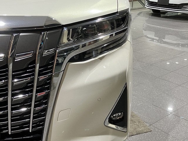 トヨタ アルファード 3.5 エグゼクティブ ラウンジの中古車