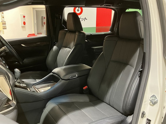 トヨタ アルファード 3.5 エグゼクティブ ラウンジの中古車