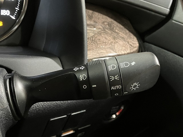 トヨタ アルファード 3.5 エグゼクティブ ラウンジの中古車
