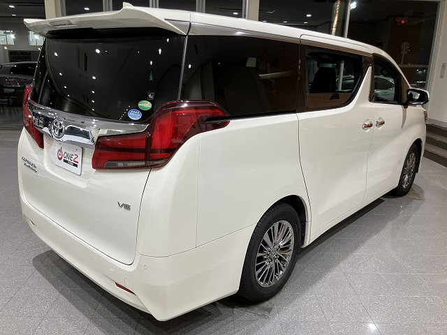 トヨタ アルファード 3.5 エグゼクティブ ラウンジの中古車
