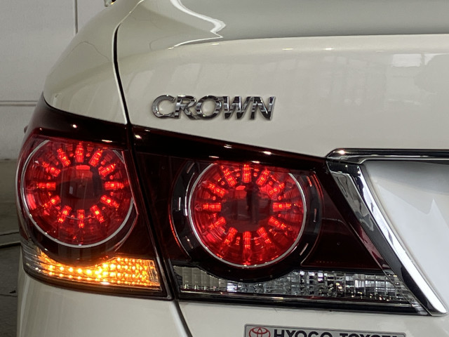 トヨタ クラウンアスリートハイブリッド ハイブリッド 2.5 Sの中古車