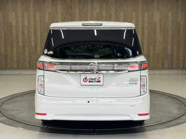 当社の在庫は、全車第三者機関の査定を通った車両ですので、状態に関しましては確かな一台を御案内致しております。