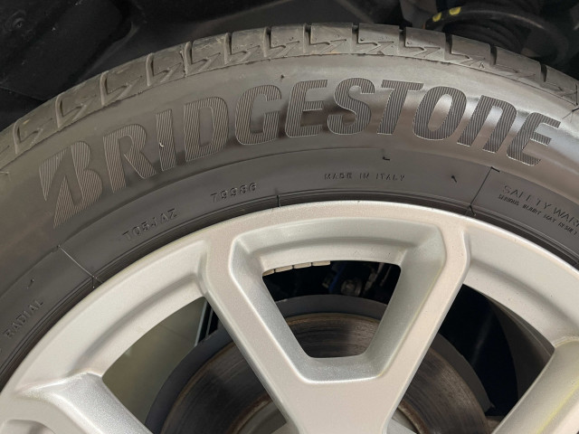 ジープ レネゲード フリーダム エディションの中古車