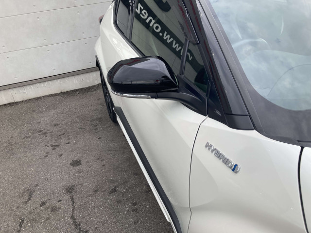 トヨタ C-HR ハイブリッド 1.8 G モード ネロの中古車
