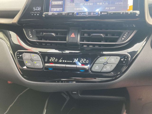 トヨタ C-HR ハイブリッド 1.8 G モード ネロの中古車