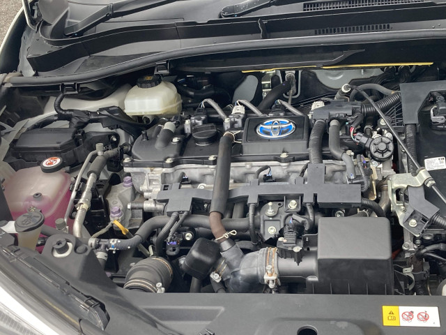 トヨタ C-HR ハイブリッド 1.8 G モード ネロの中古車