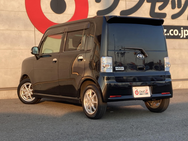 トヨタ ピクシススペース 660 カスタム Gの中古車