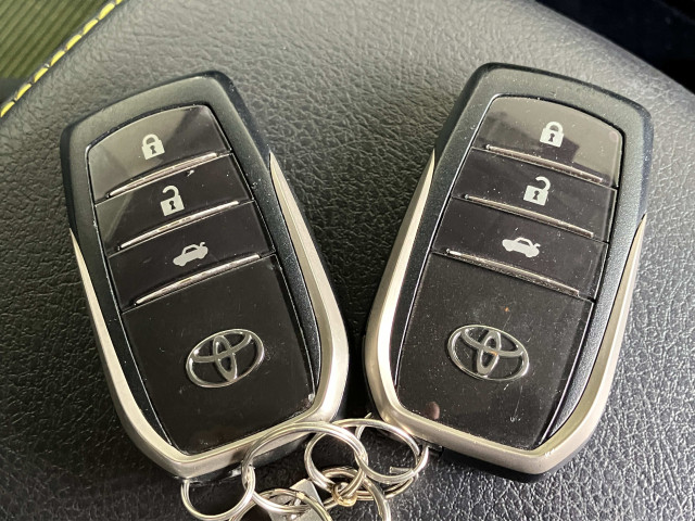 トヨタ マークX 2.5 250G イエローレーベルの中古車