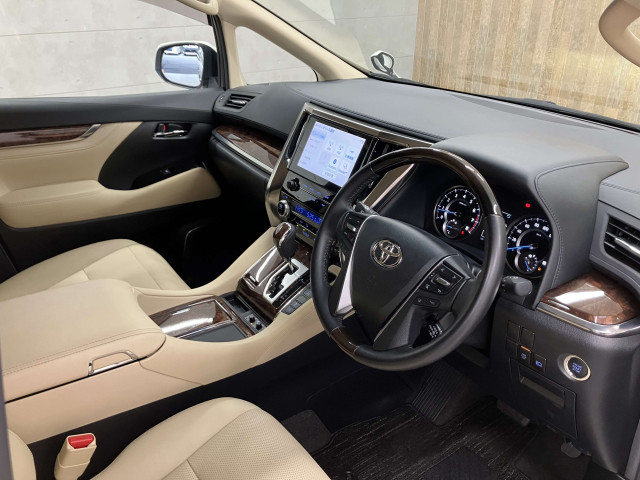 トヨタ アルファード 2.5 Gの中古車