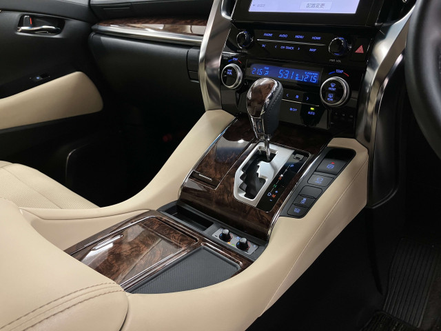 トヨタ アルファード 2.5 Gの中古車