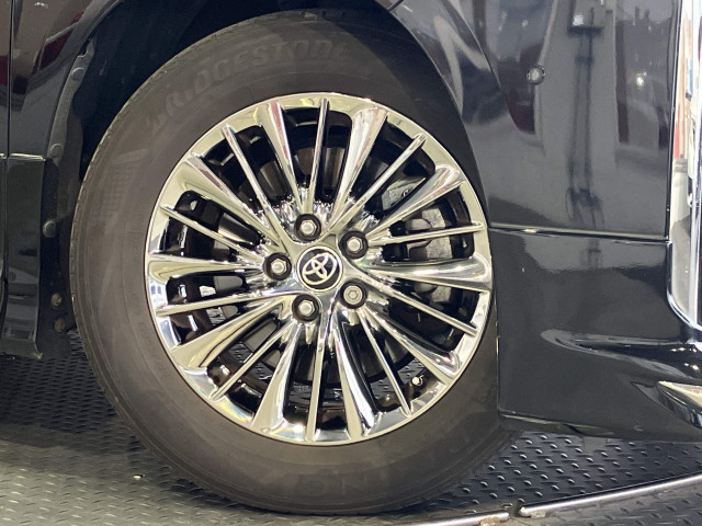 トヨタ アルファード 3.5 エグゼクティブ ラウンジ Sの中古車