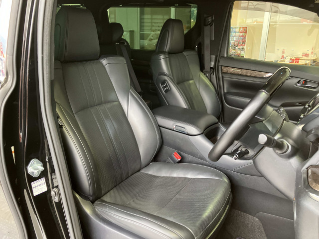 トヨタ アルファード 3.5 エグゼクティブ ラウンジ Sの中古車