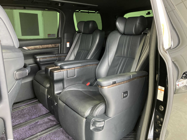 トヨタ アルファード 3.5 エグゼクティブ ラウンジ Sの中古車