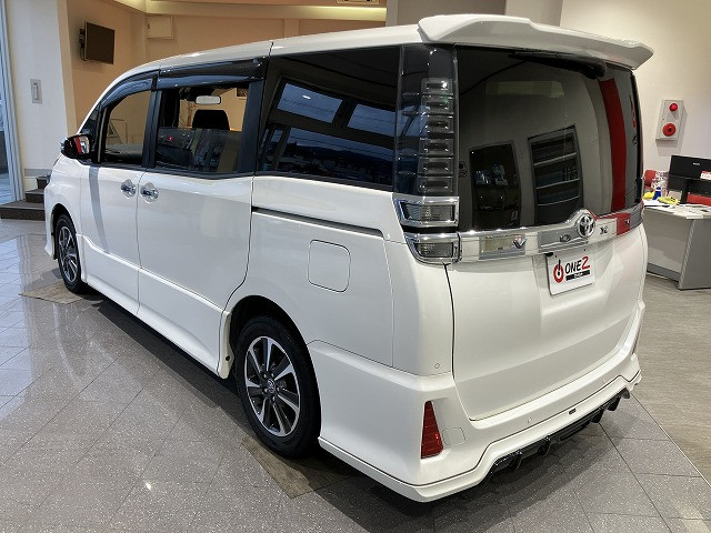 トヨタ ヴォクシー 2.0 ZS 煌Ⅱの中古車