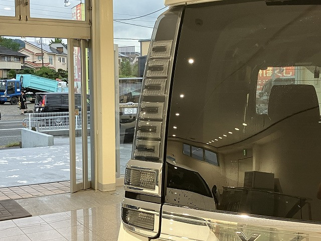 トヨタ ヴォクシー 2.0 ZS 煌Ⅱの中古車